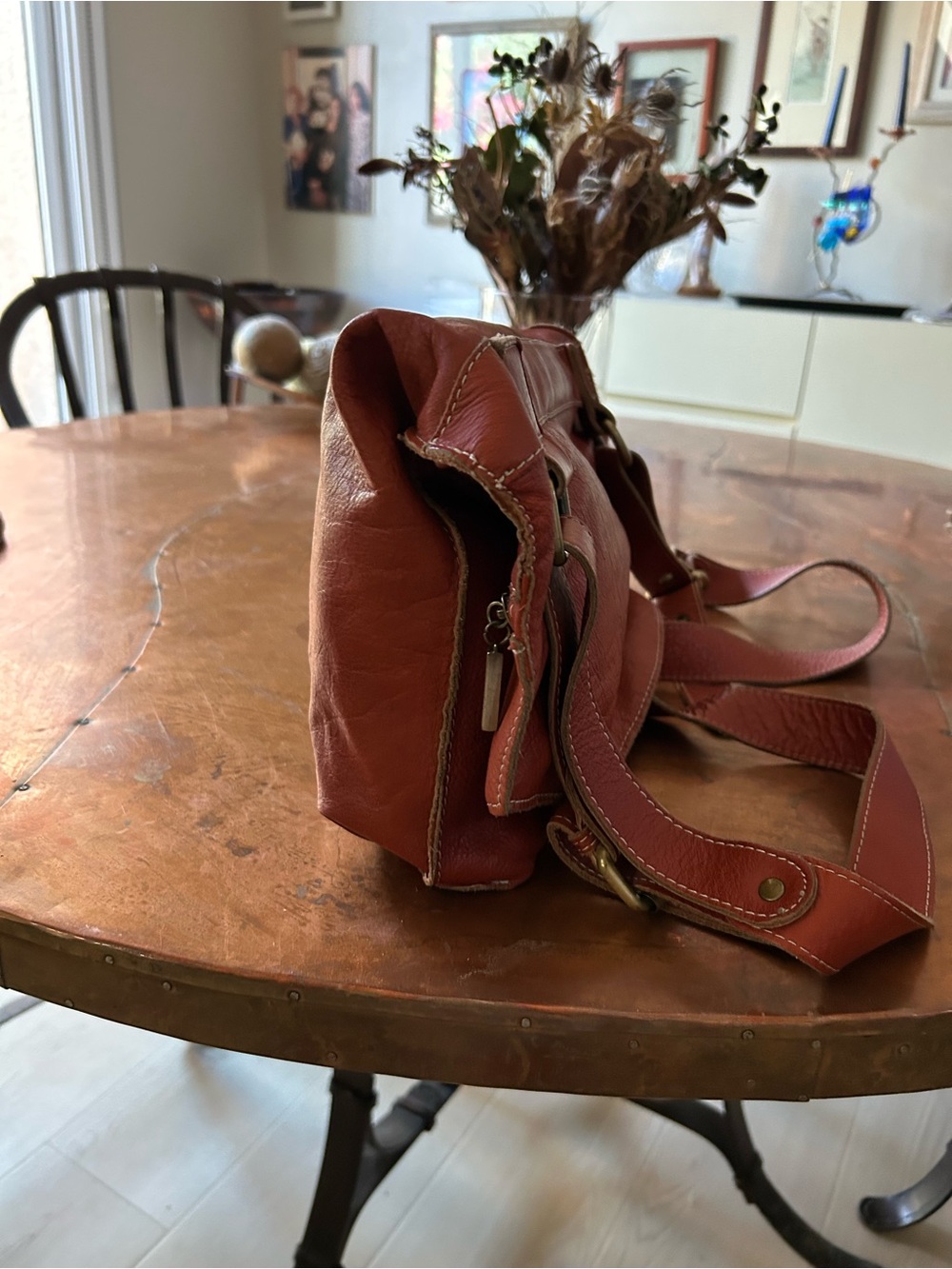Structured Leather Shoulder Bag in Rust Brown